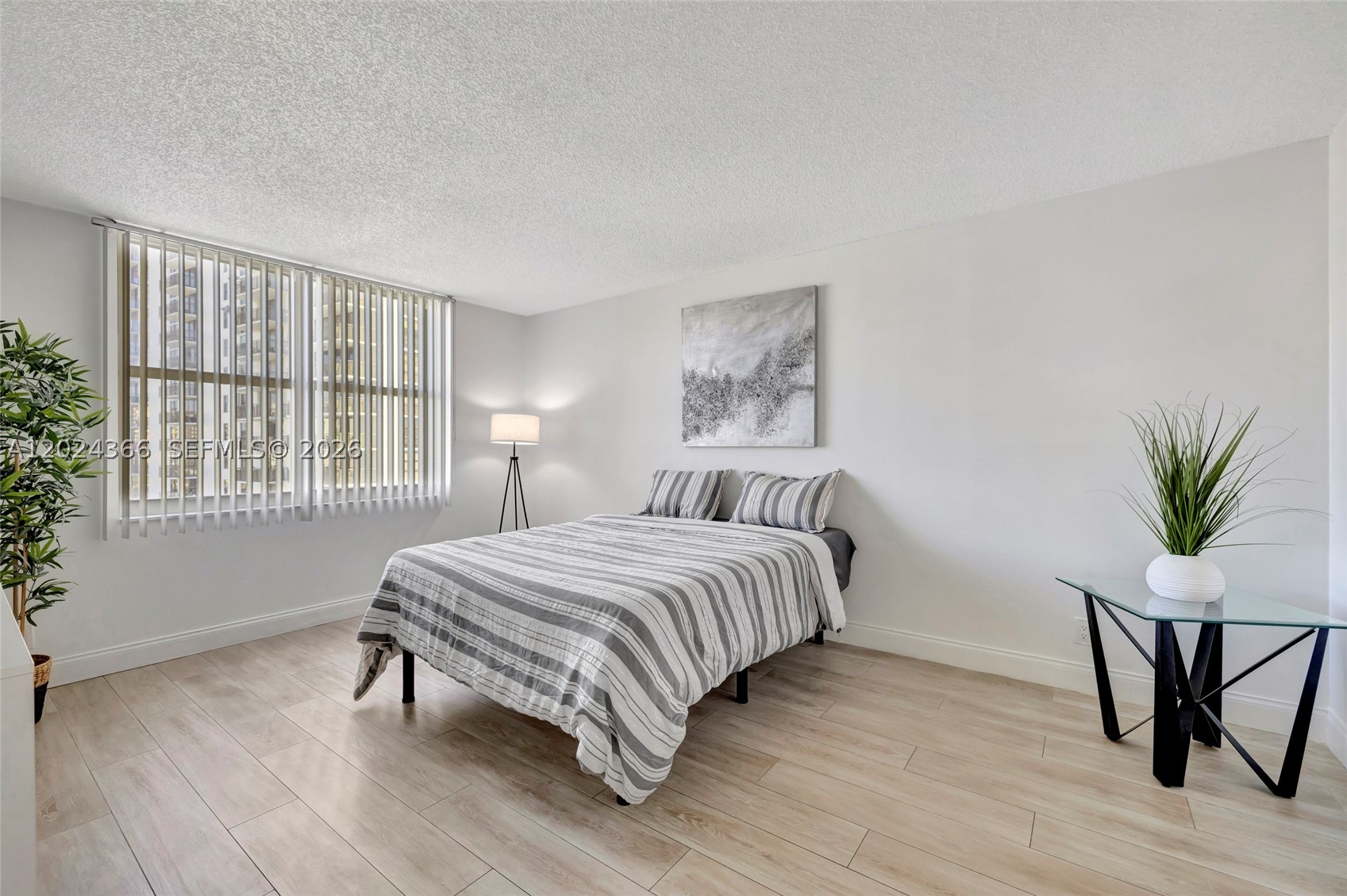 3015 N Ocean Blvd 6a Property Photo 11
