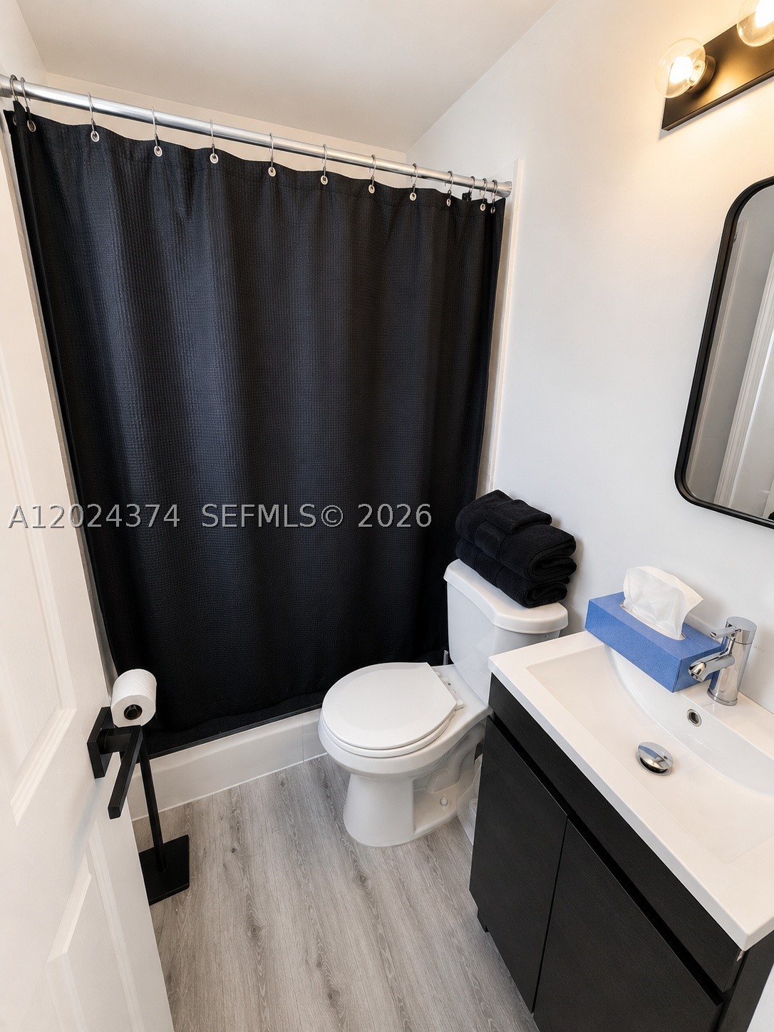 3210 Canal Dr 6 Property Photo 7
