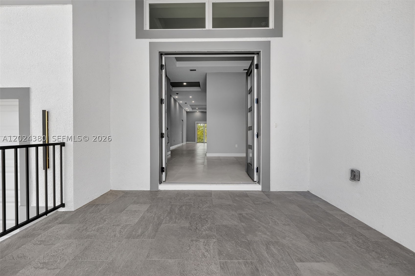 15109 Aquarius Circle Property Photo 4
