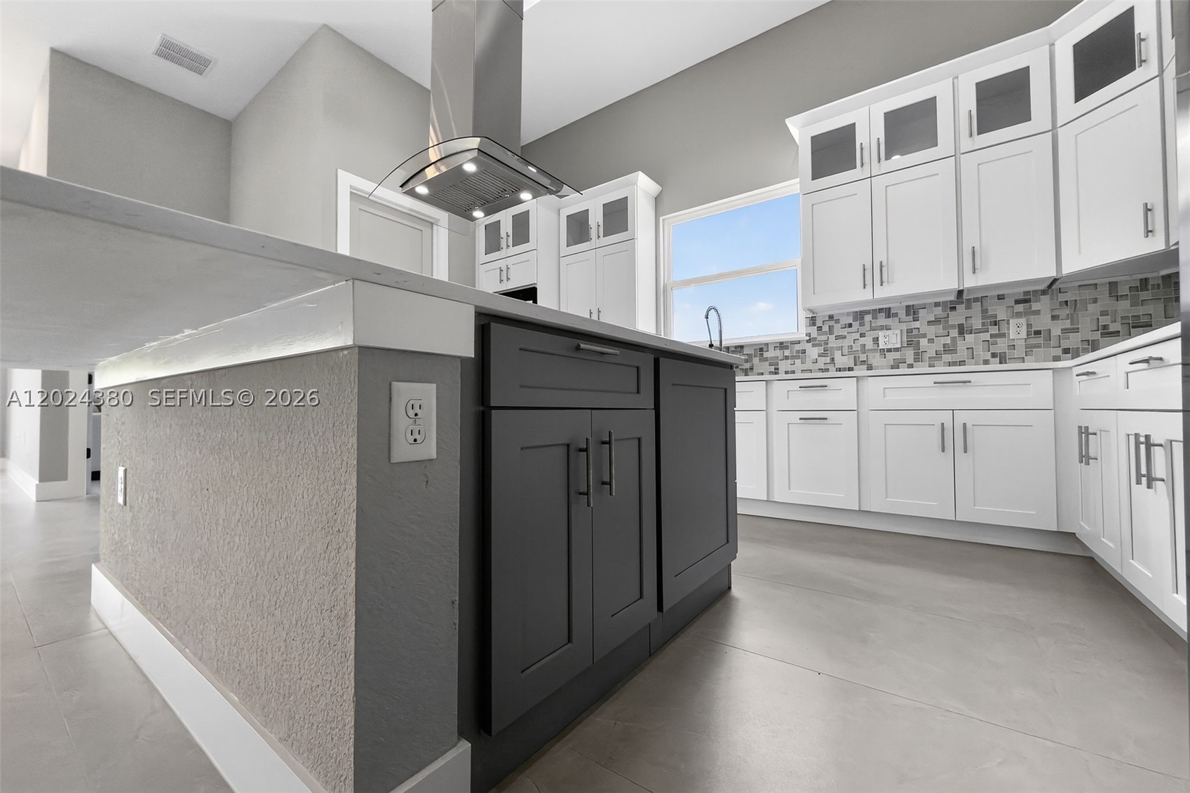 15109 Aquarius Circle Property Photo 9