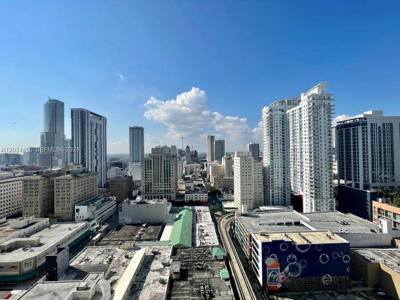 50 Biscayne Blvd 2401 Property Photo 11