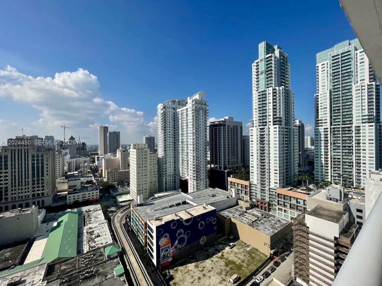 50 Biscayne Blvd 2401 Property Photo 13