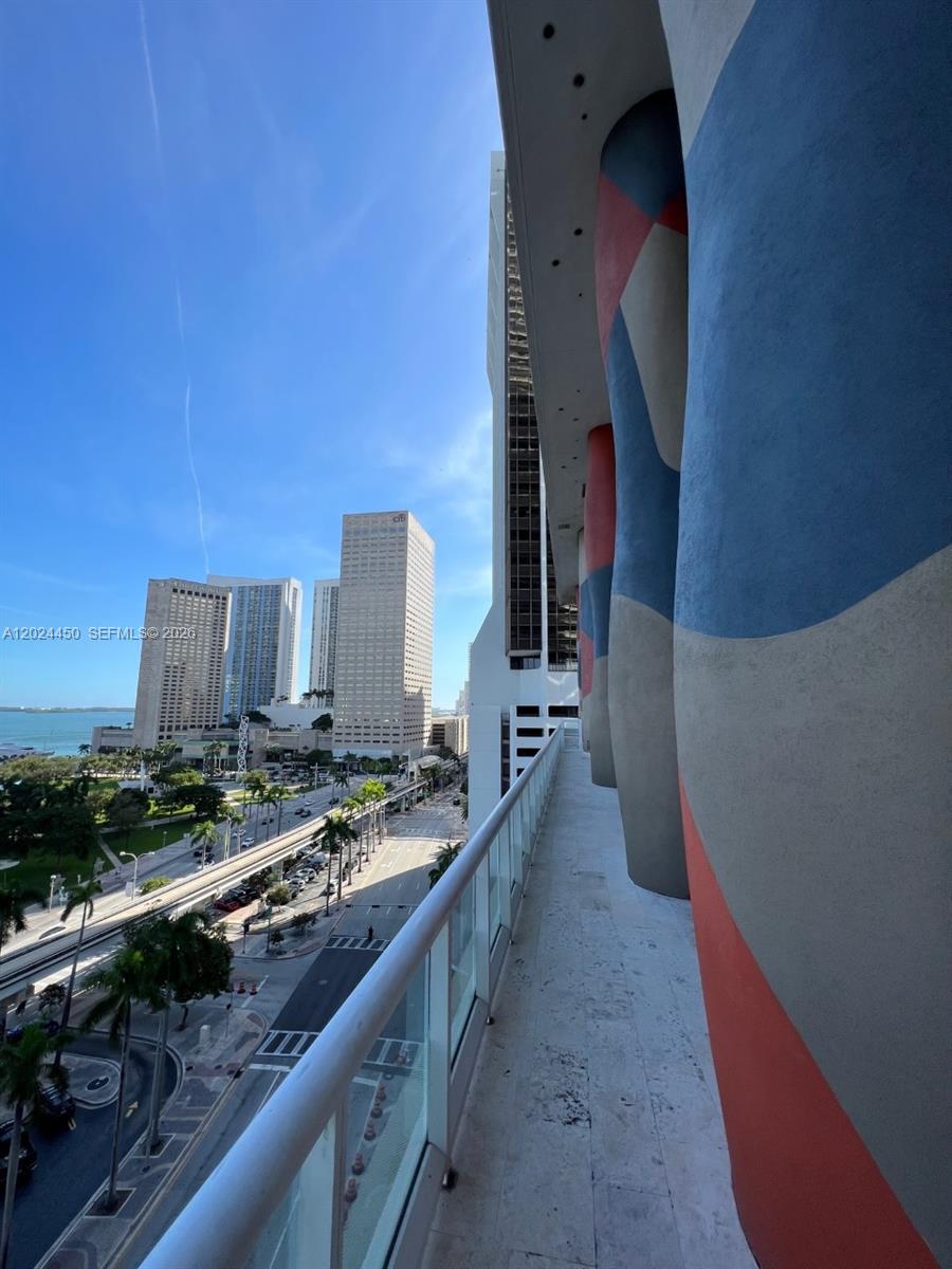 50 Biscayne Blvd 2401 Property Photo 16