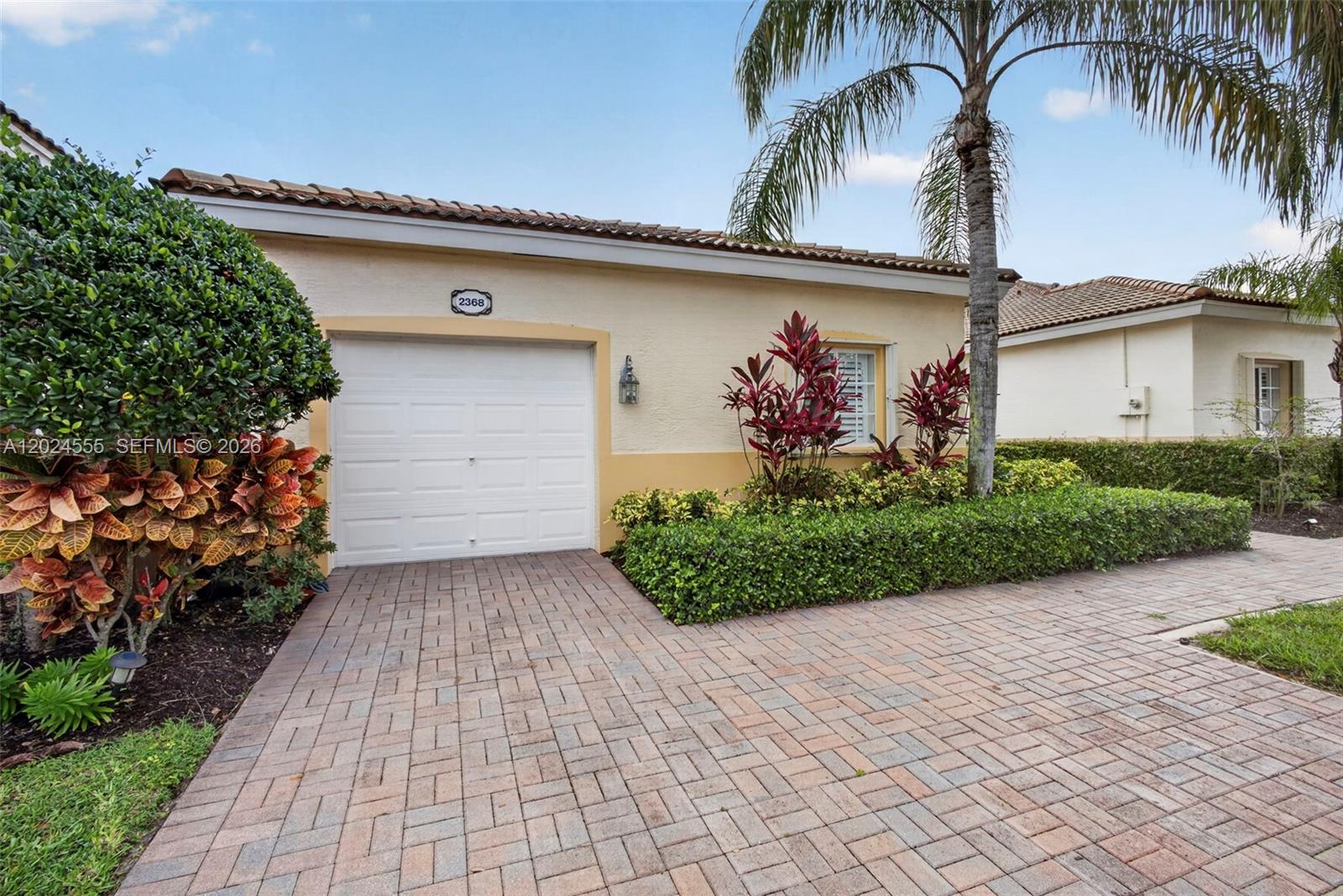 2368 Windjammer Way Property Photo 4