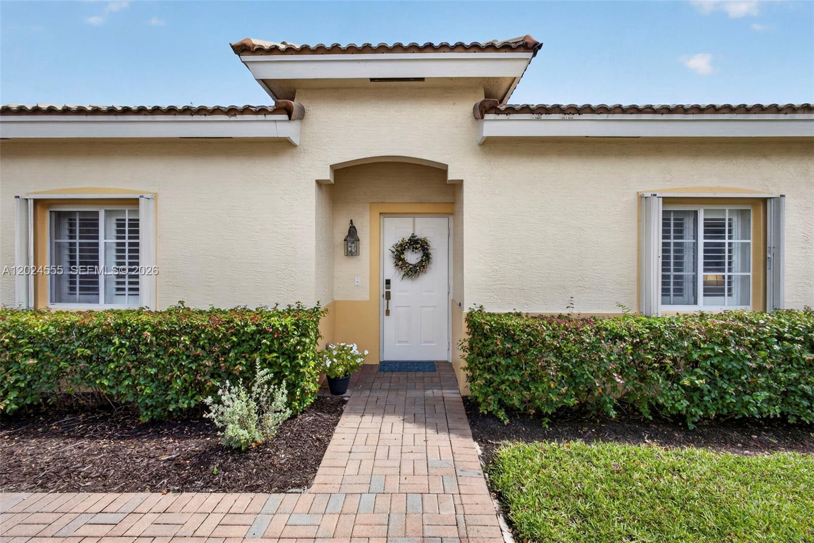 2368 Windjammer Way Property Photo 6