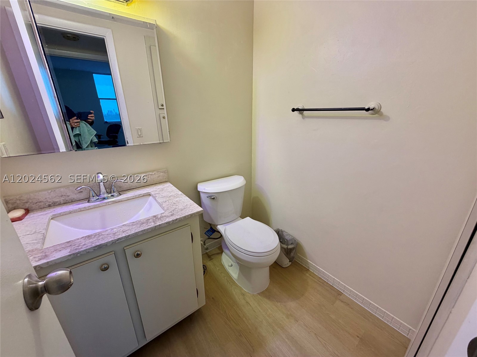 4001 Hillcrest Dr 609 Property Photo 11