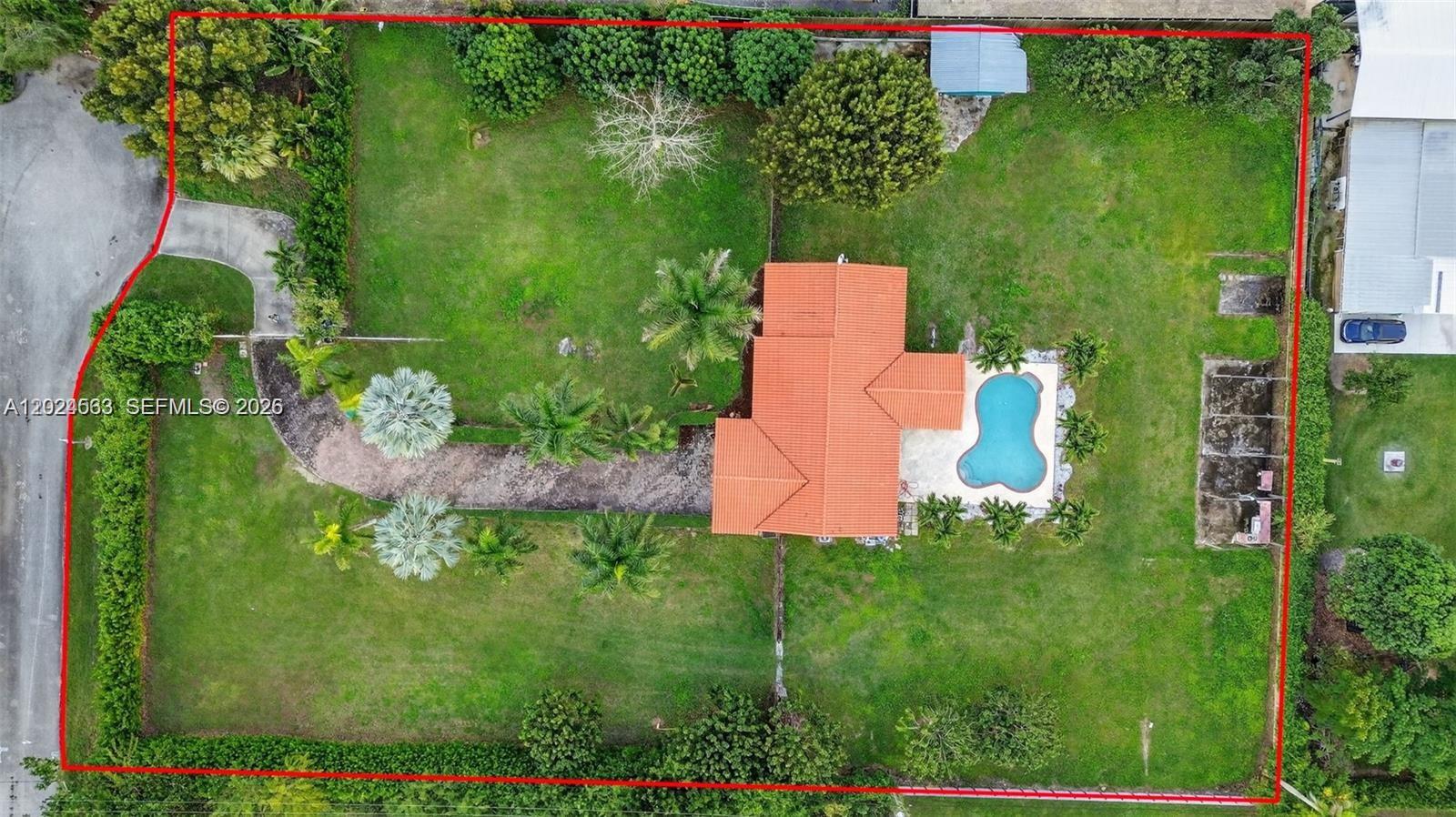 21080 SW 242nd St Property Photo 1
