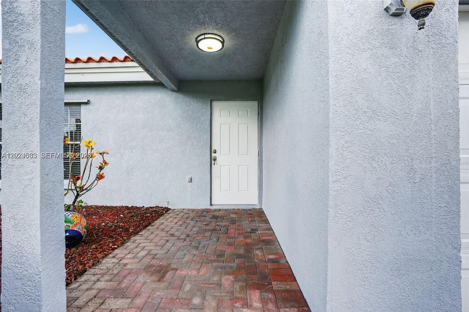 21080 Sw 242nd St Property Photo 7