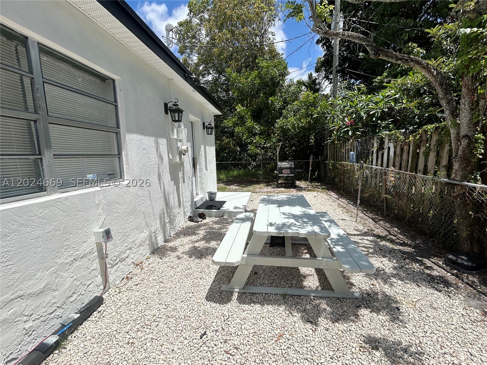404 Nw 18th Ave Property Photo 18