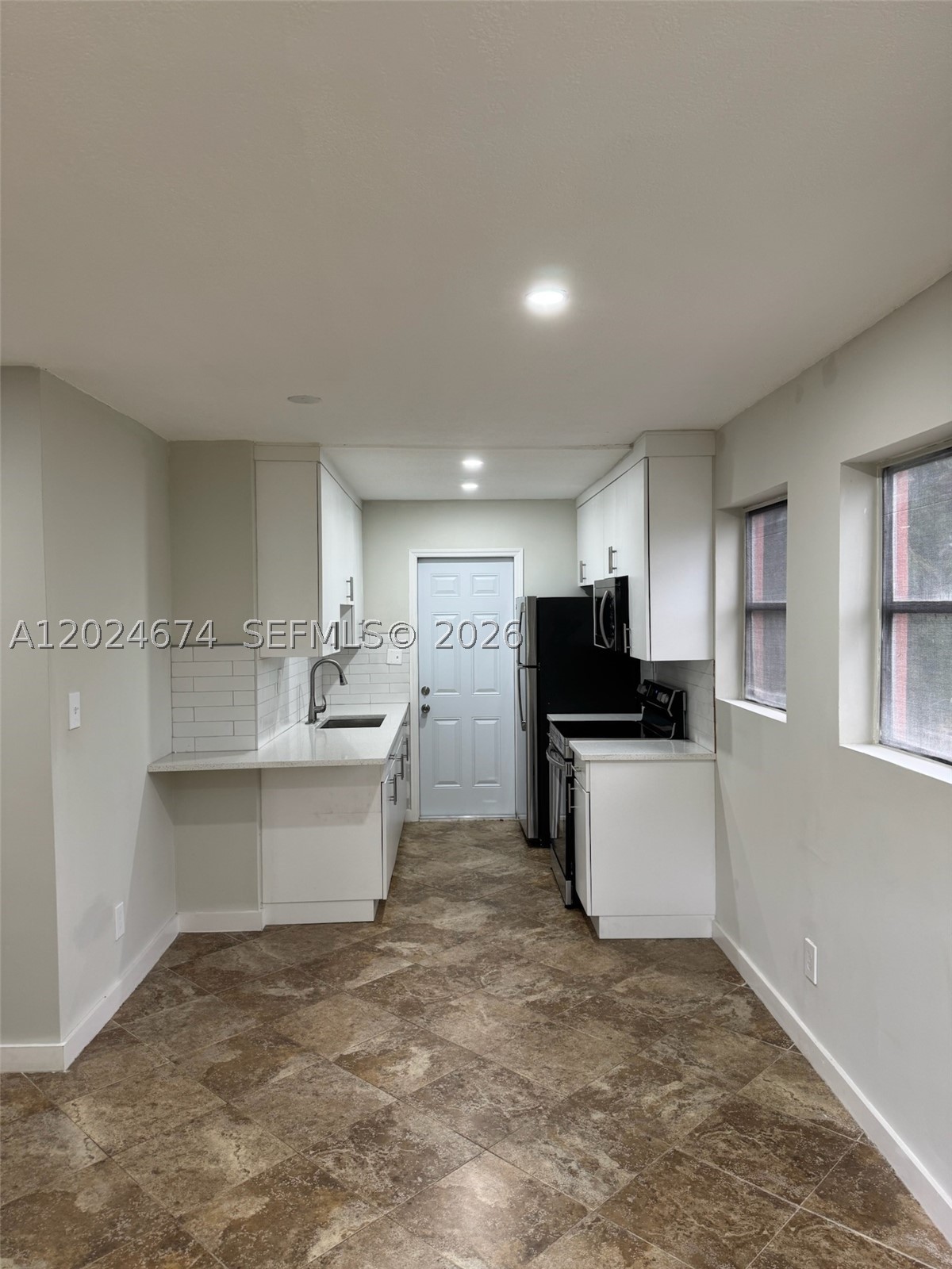 813 Sw 29th St Property Photo 11