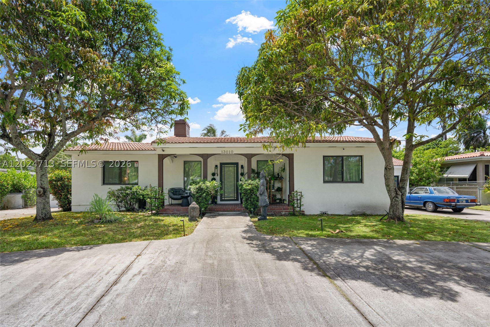 13010 Griffing Blvd Property Photo 1