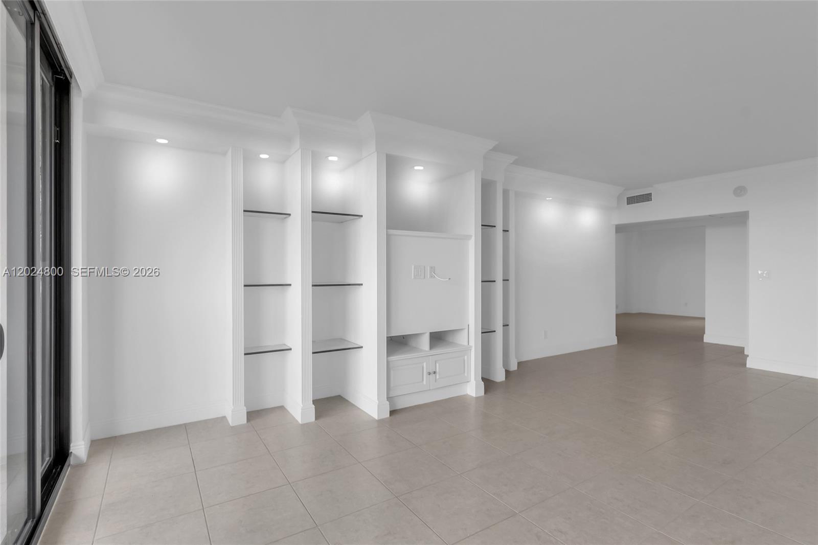 90 Edgewater Dr 1201 Property Photo 16