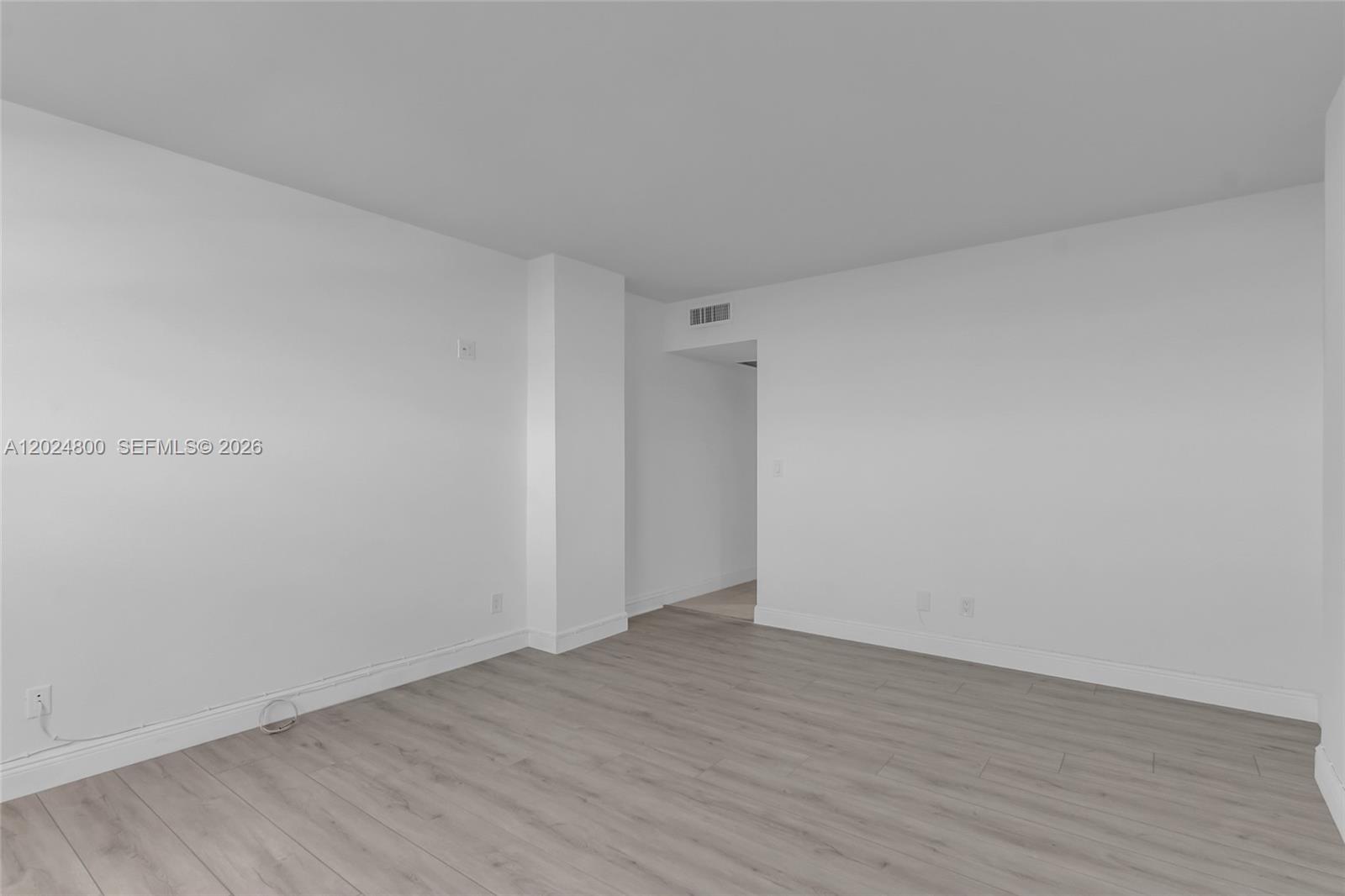90 Edgewater Dr 1201 Property Photo 19