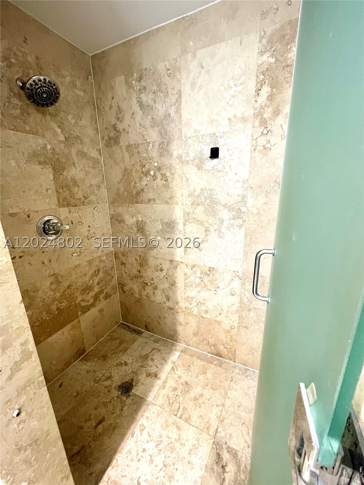 935 Euclid Ave 6 Property Photo 16
