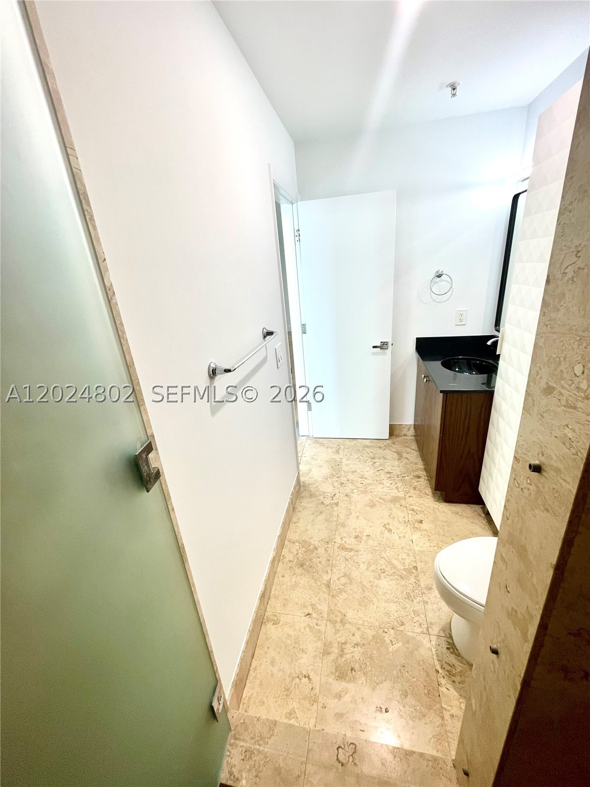 935 Euclid Ave 6 Property Photo 17