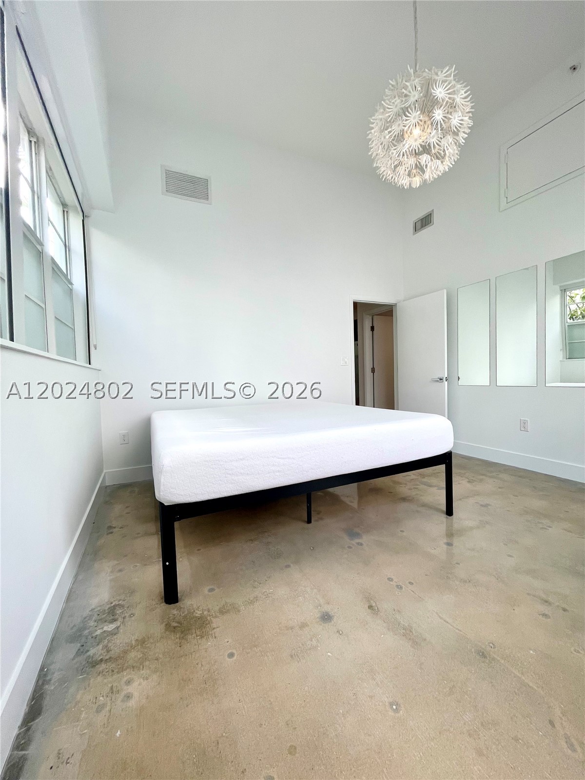 935 Euclid Ave 6 Property Photo 21