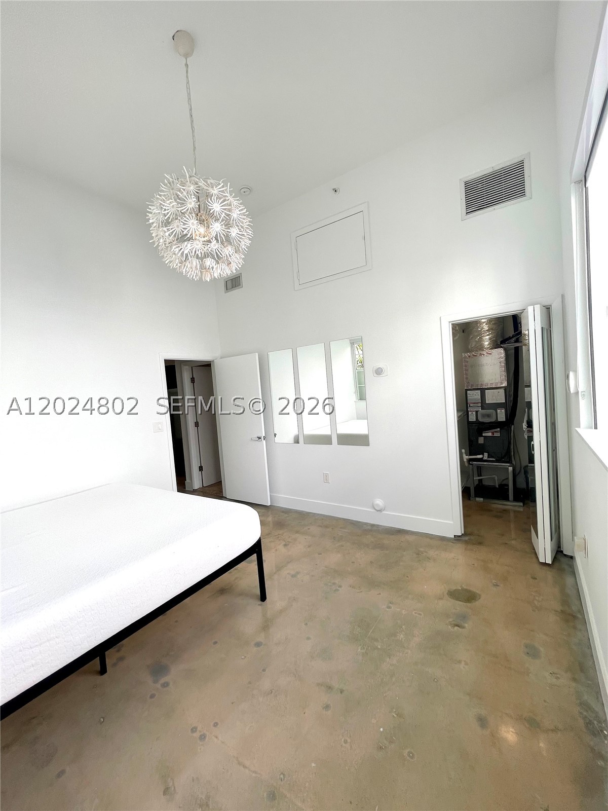 935 Euclid Ave 6 Property Photo 26