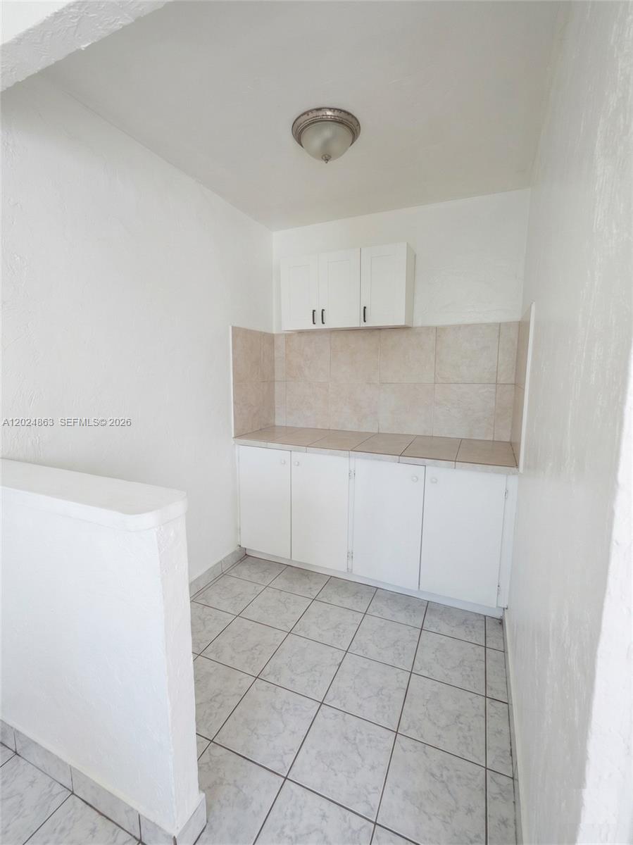 625 W Avenue A Property Photo 11