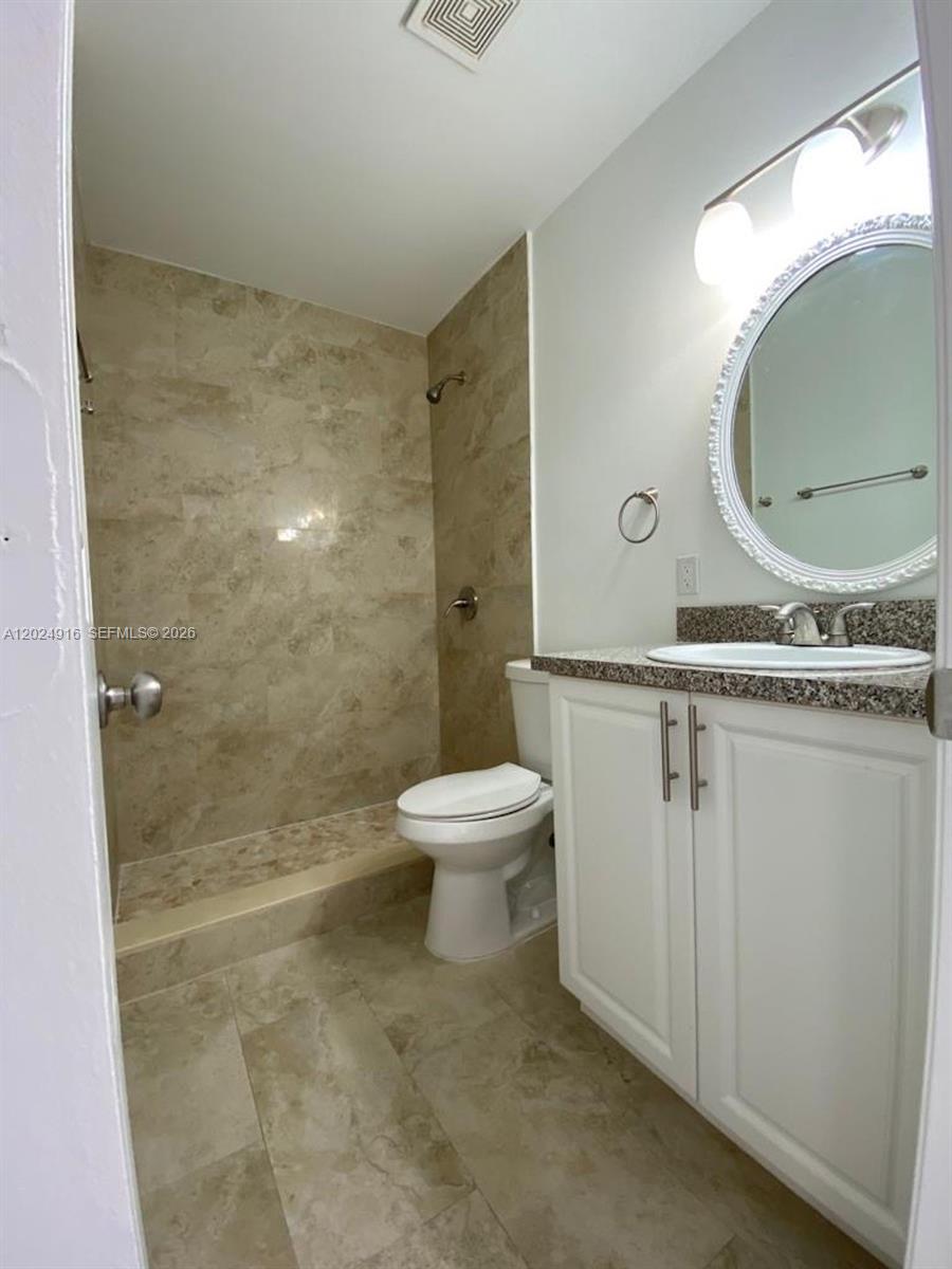 2460 Taylor St 1c Property Photo 19