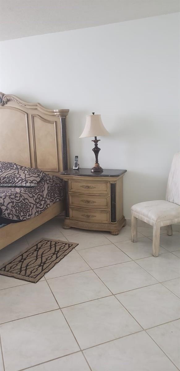3725 S Ocean Dr 1208 Property Photo 5