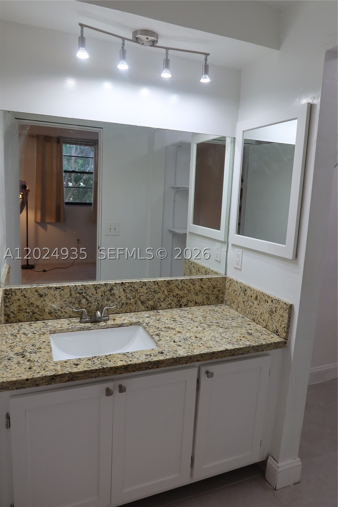 10835 Sw 112th Ave 113 Property Photo 18