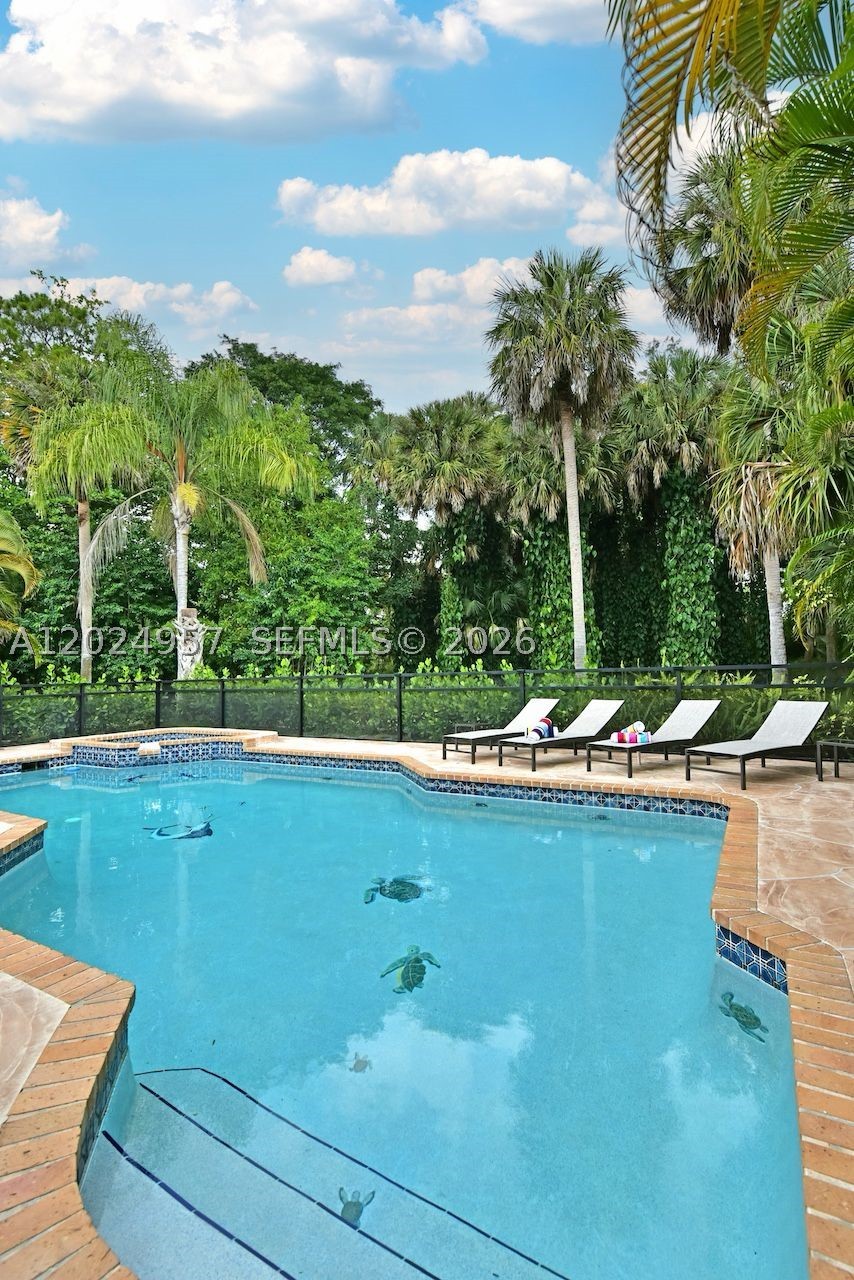 13353 Doubletree Cir Property Photo 19