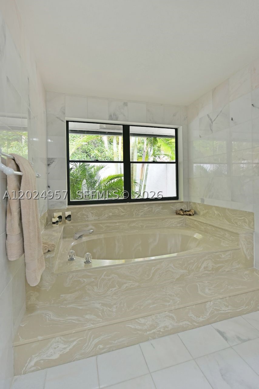 13353 Doubletree Cir Property Photo 22
