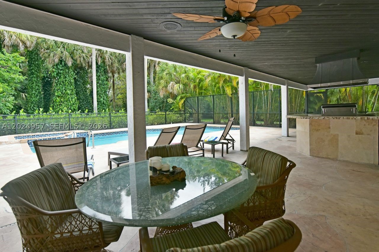 13353 Doubletree Cir Property Photo 31