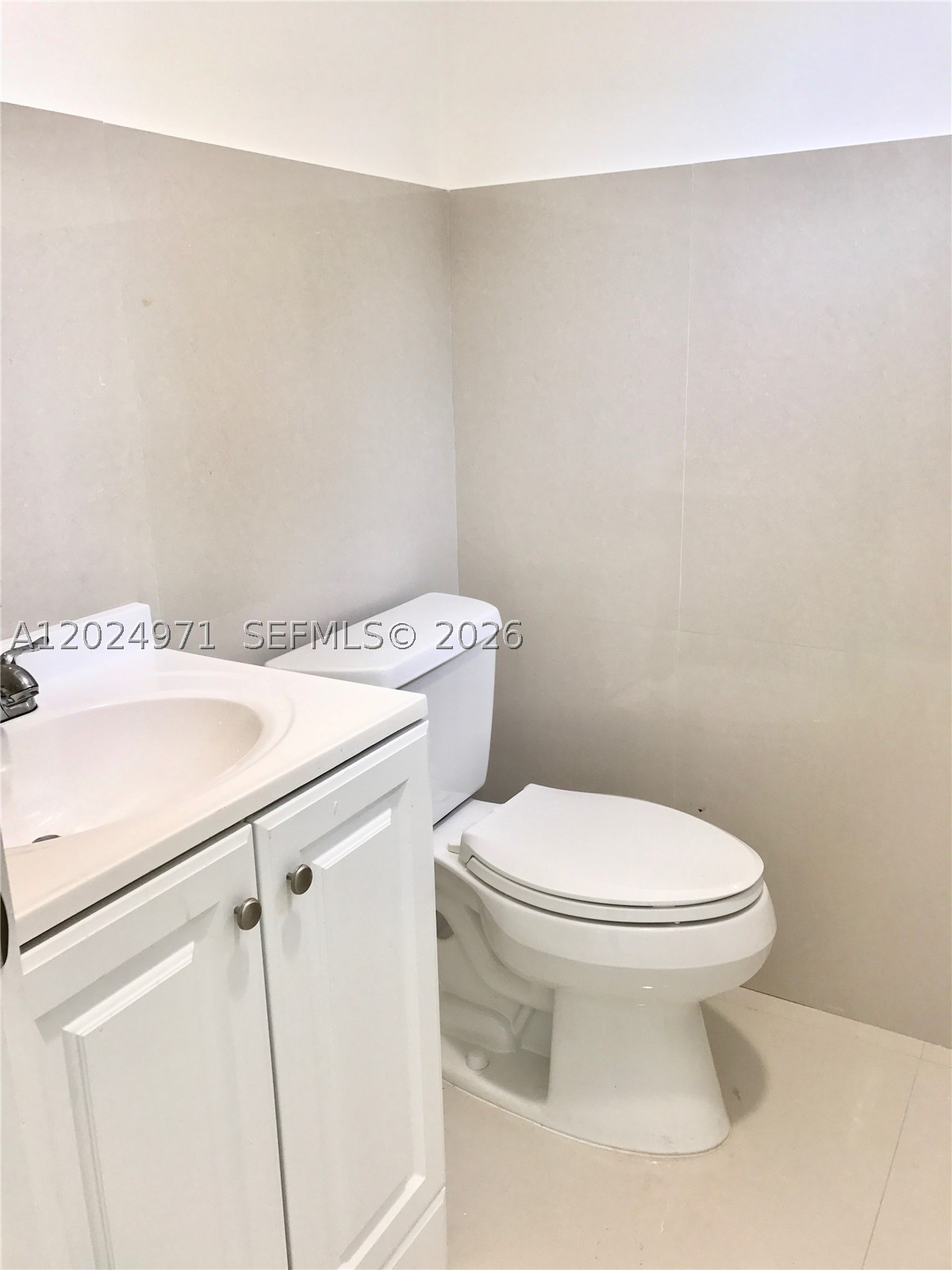 1101 Sw 8th St 203 Property Photo 8