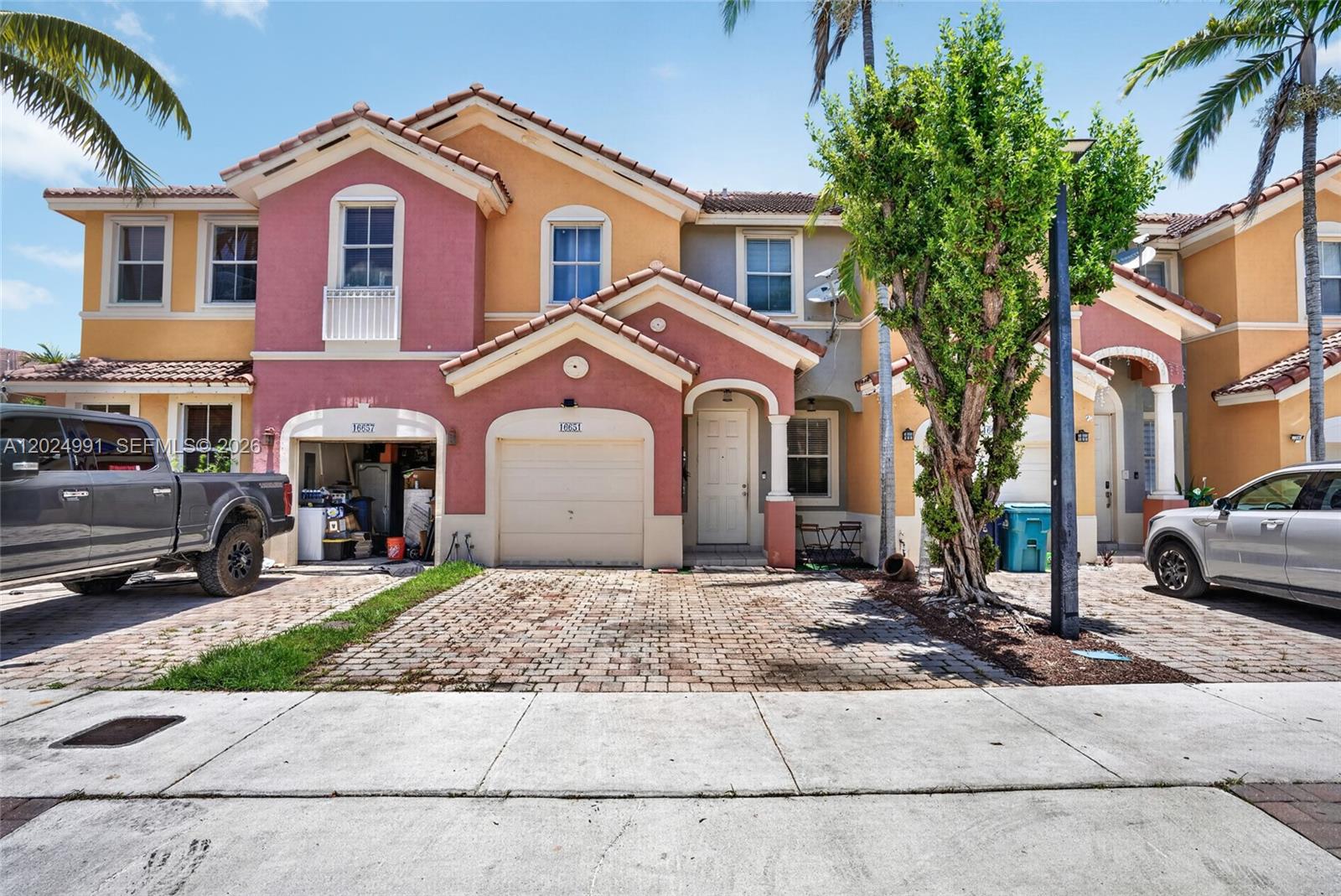 16651 Sw 79th Ter Property Photo 1