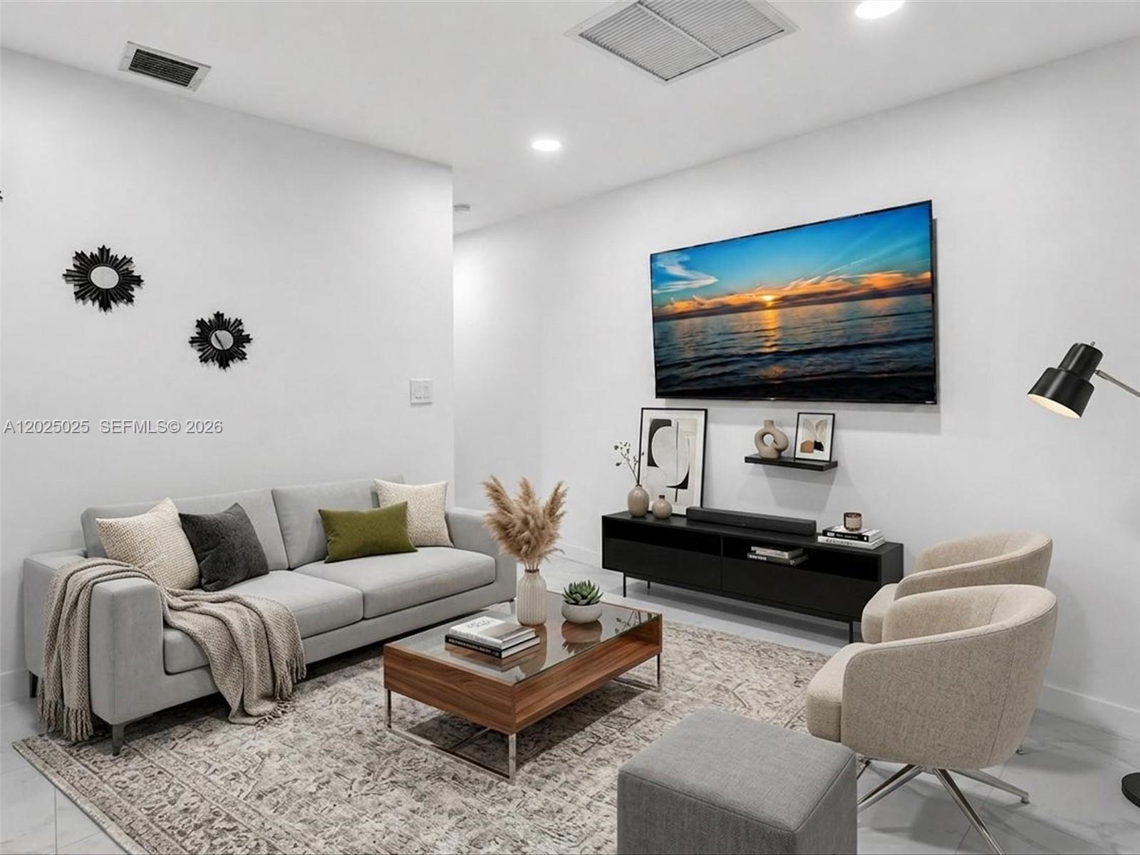 A12025025 Property Photo 22