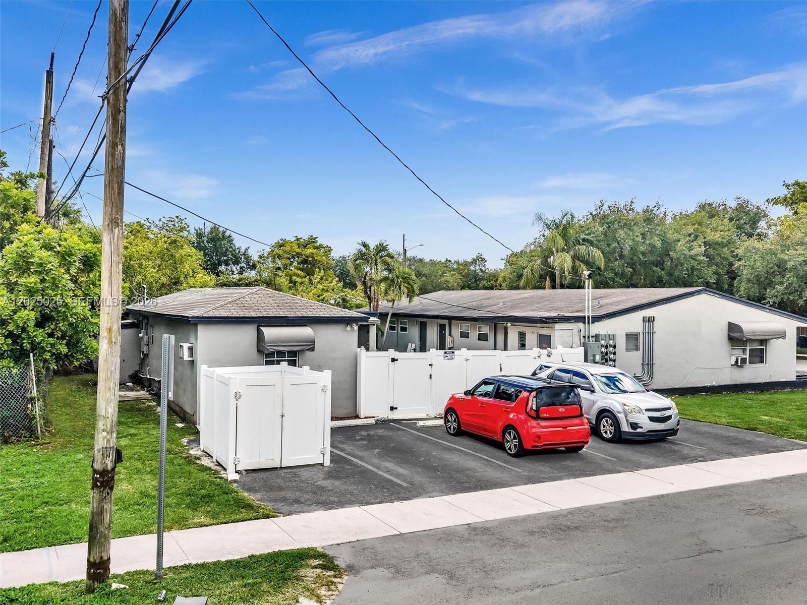 A12025025 Property Photo 84