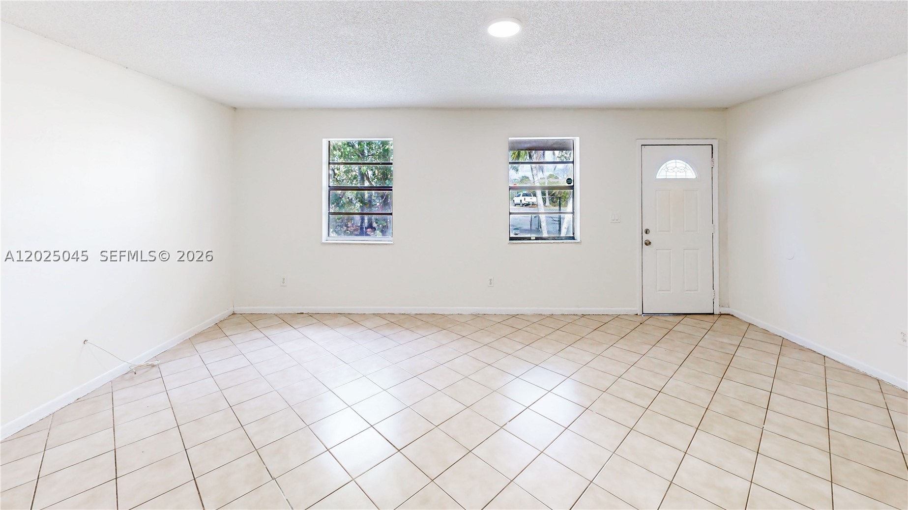 1664 Sw 2nd Ct Property Photo 5