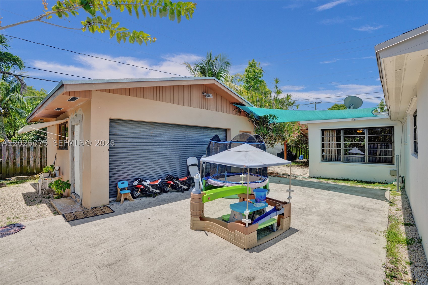 9910 Bahama Dr Property Photo 22