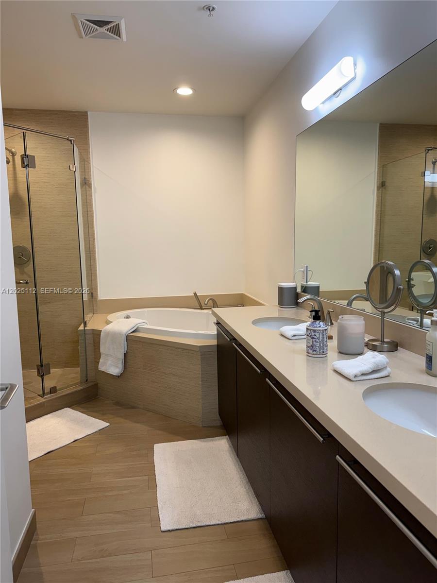 7928 East Dr 904 Property Photo 27