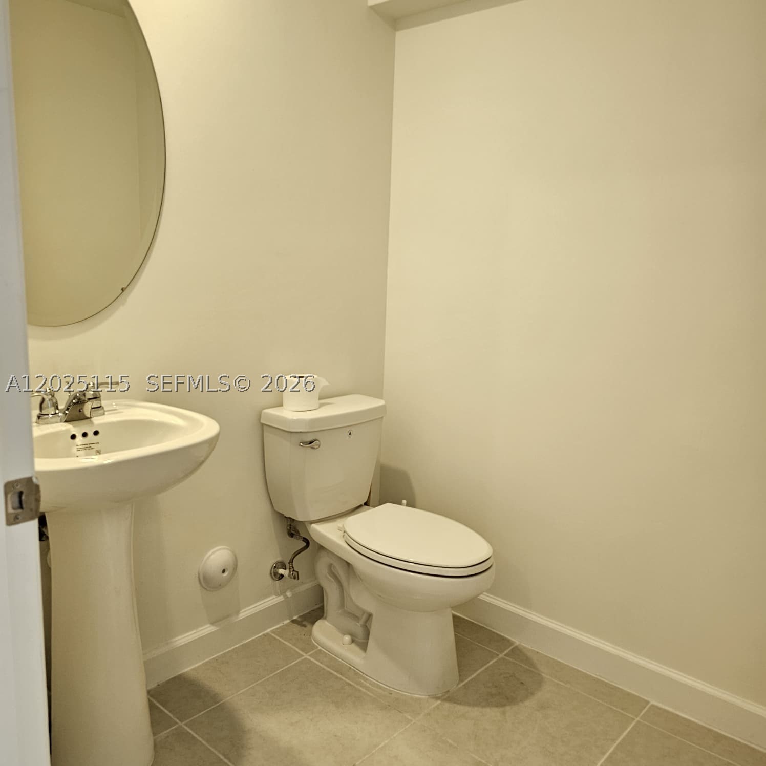 2899 Se 25th Ter Property Photo 12