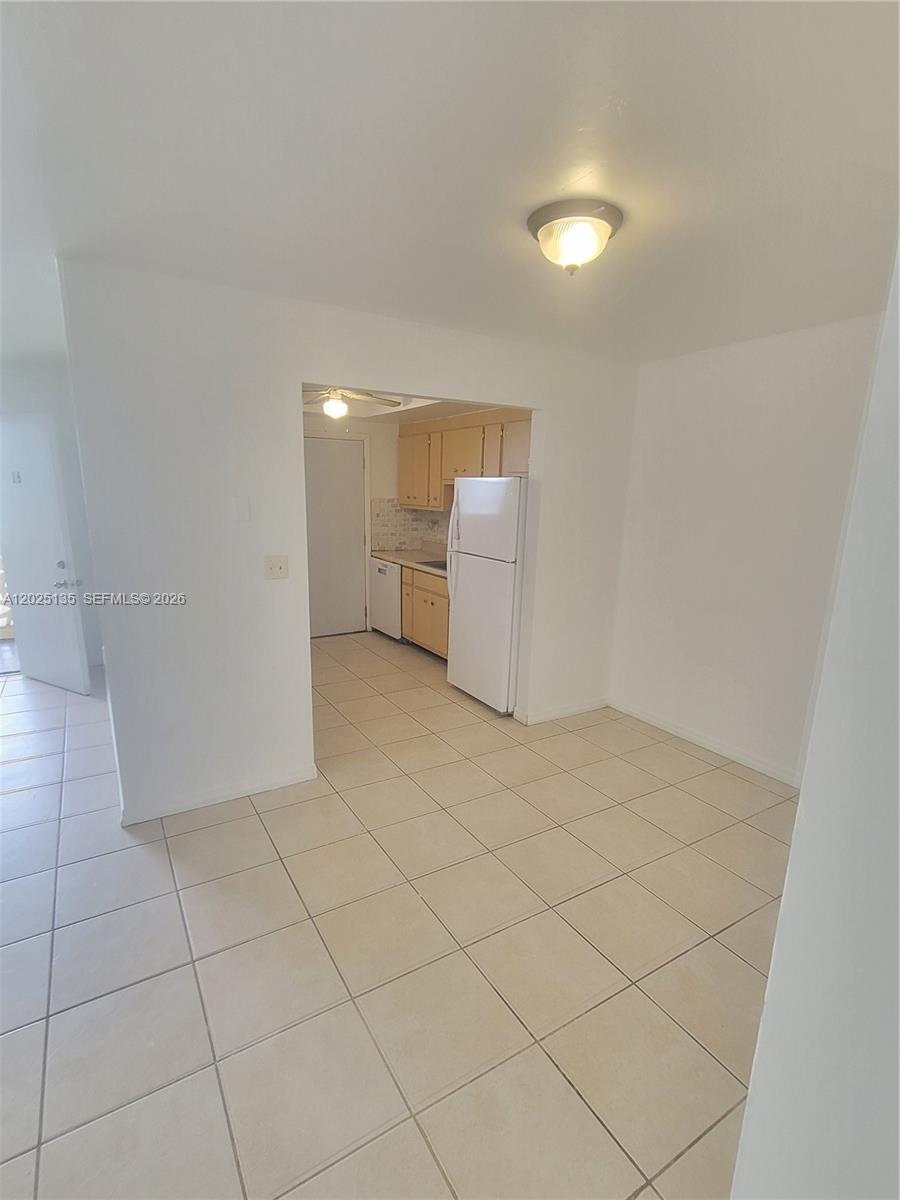11960 Ne 19th Dr 16 Property Photo 6