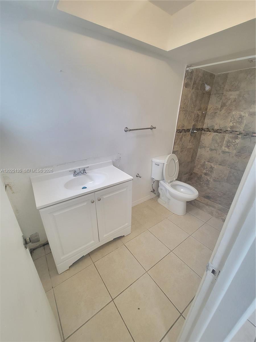 11960 Ne 19th Dr 16 Property Photo 15