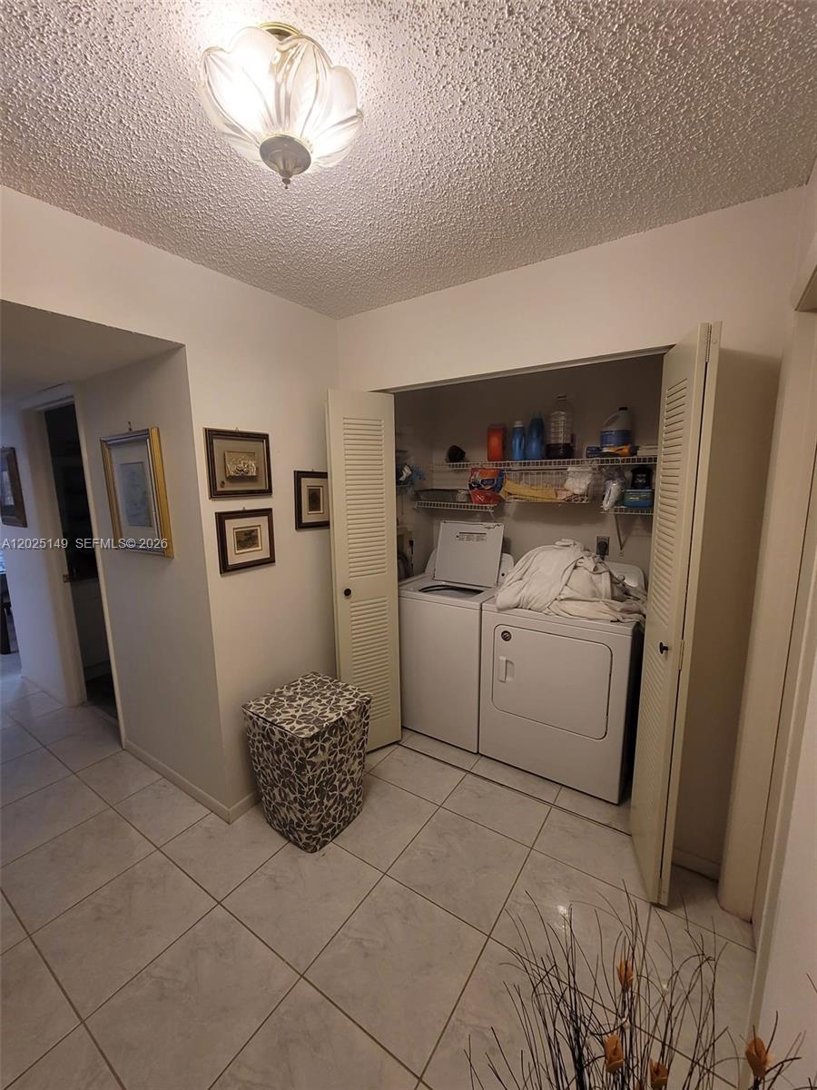 1728 W Sanderling Ln 3 Property Photo 9