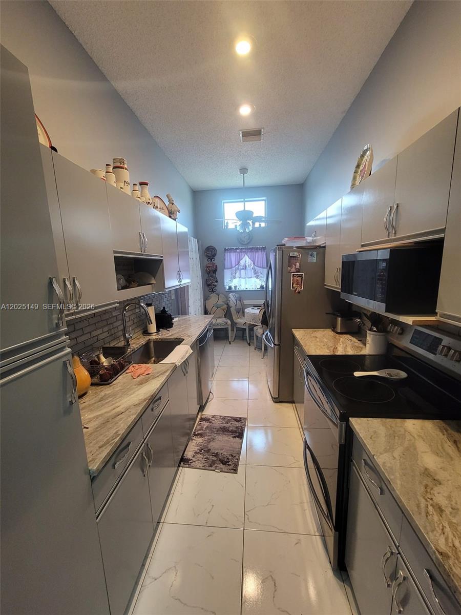 1728 W Sanderling Ln 3 Property Photo 13