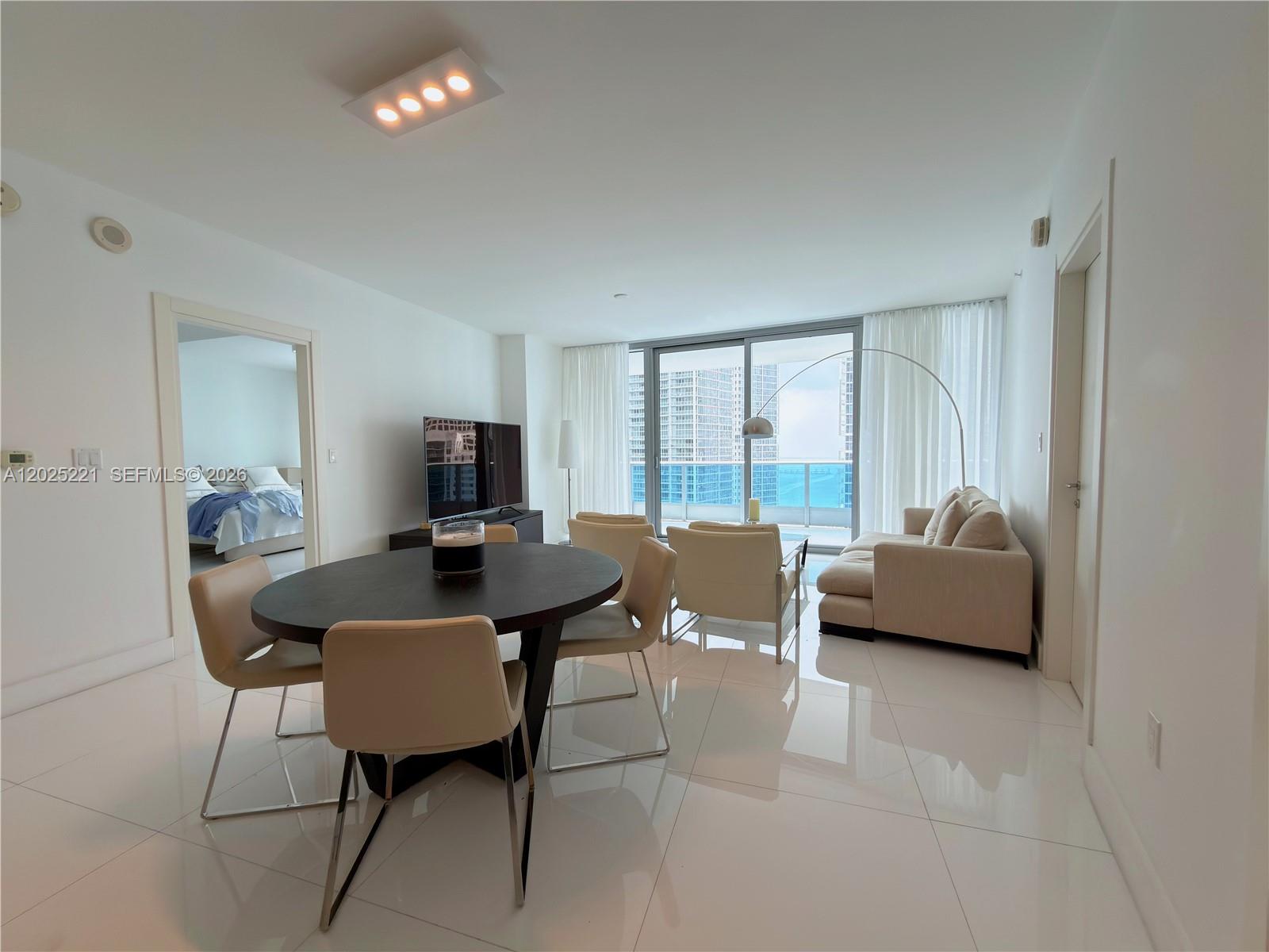 200 Biscayne Boulevard Way 4104 Property Photo 3
