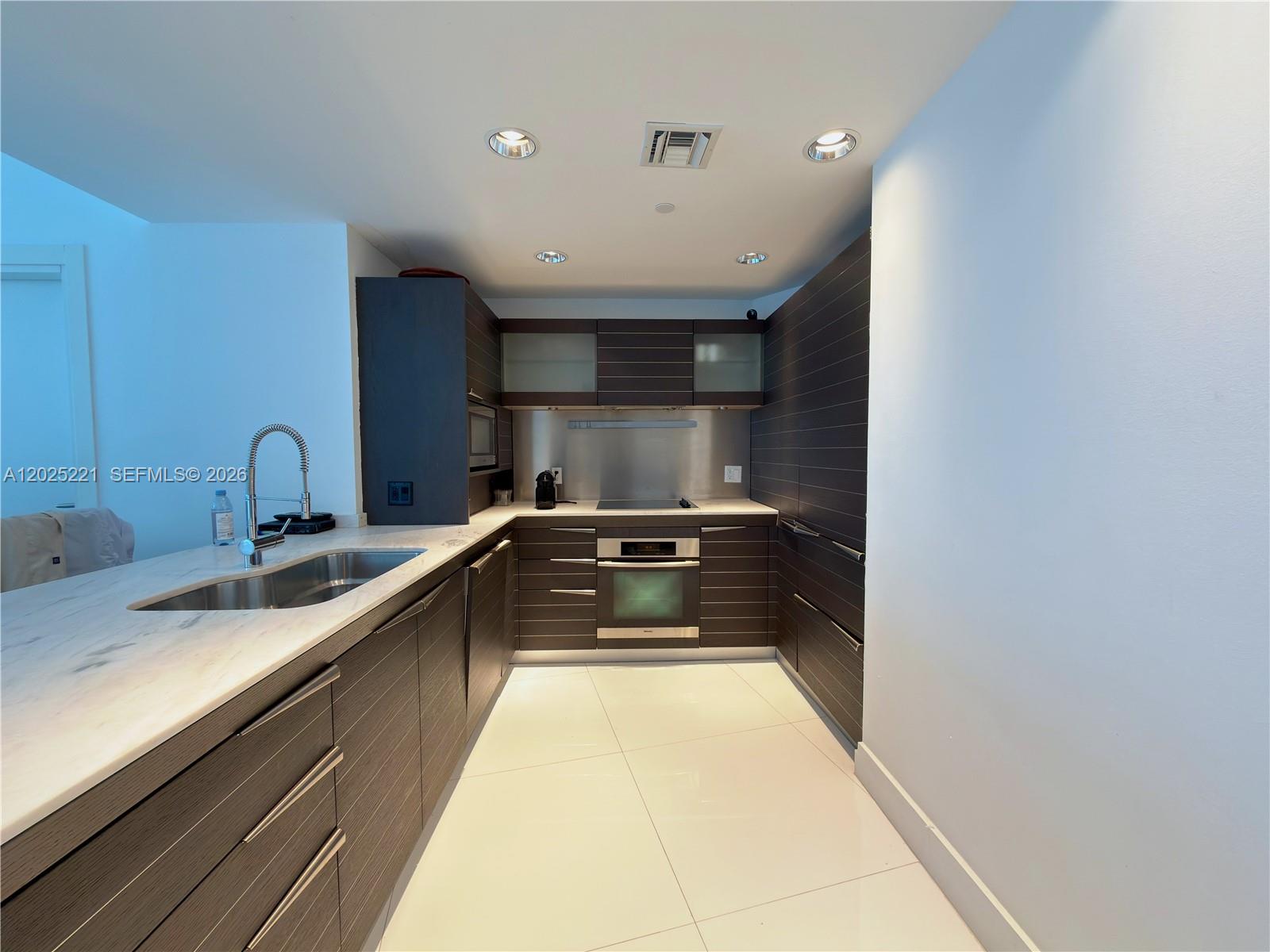 200 Biscayne Boulevard Way 4104 Property Photo 4