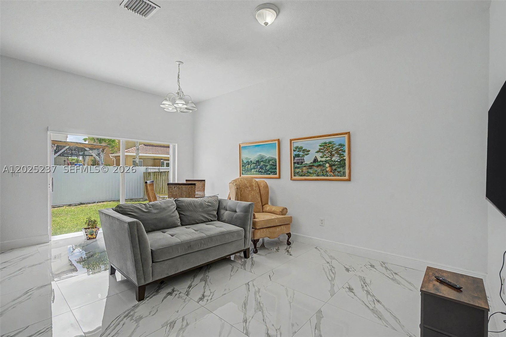 1551 Sw 154th Ct Property Photo 8