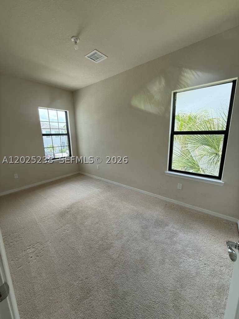 2163 Appleton Cir S Property Photo 8