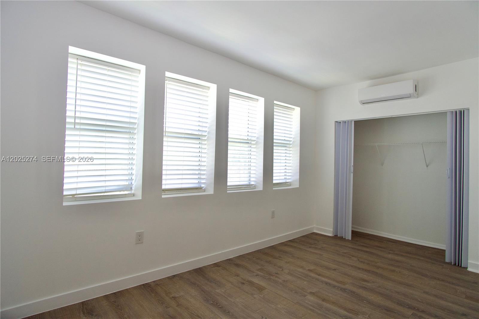 501 Sw 6th Ct 213 Property Photo 2