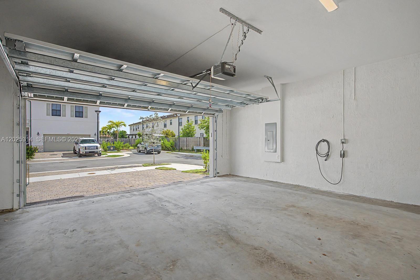 13170 Sw 232nd Ln Property Photo 6