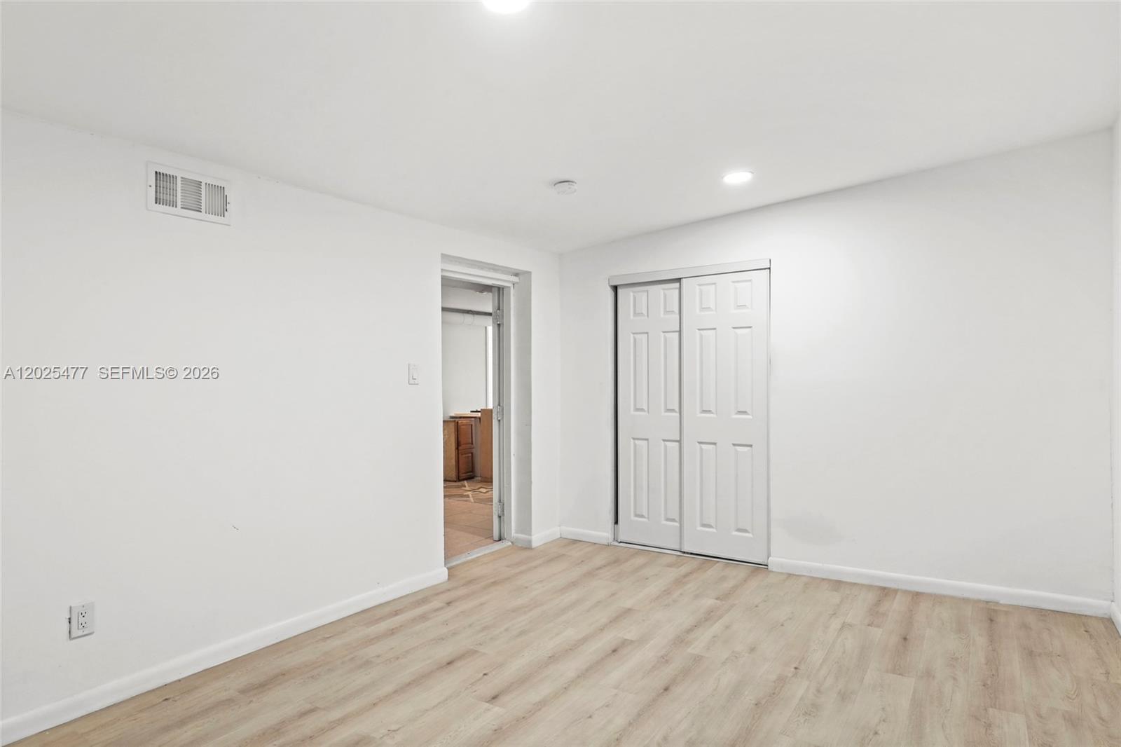 310 E Olive Ave Property Photo 14