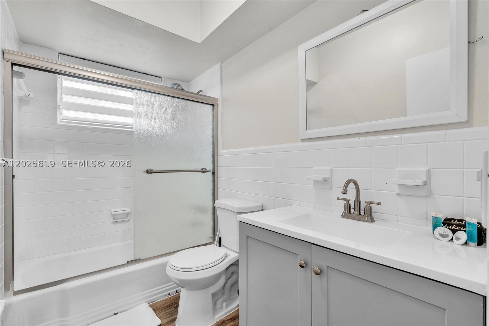 10002 E Bay Harbor Dr 7 Property Photo 17