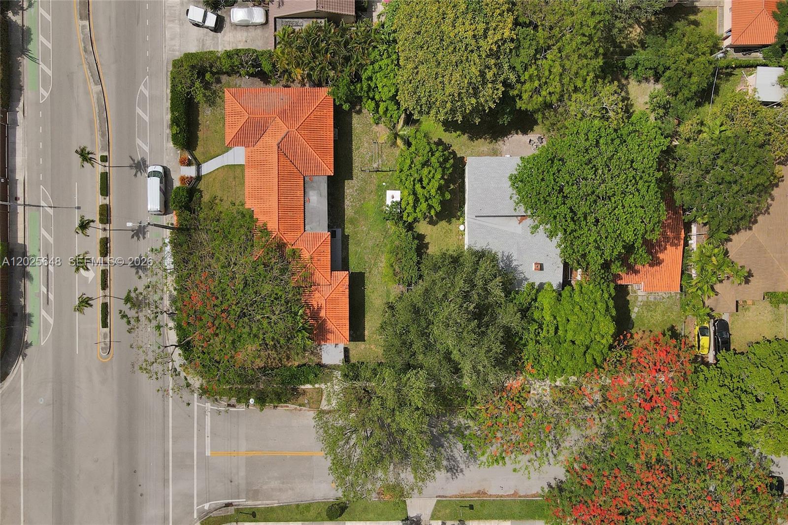 2300 Sw 22nd Ave Property Photo 6