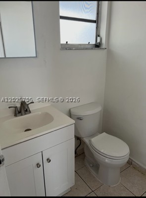 4424 W 12th Ln 7 Property Photo 4